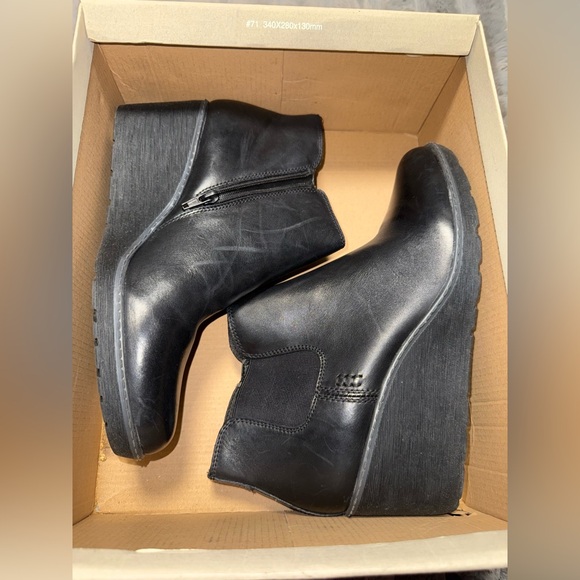 Women’s Clark Wedges - Picture 1 of 5